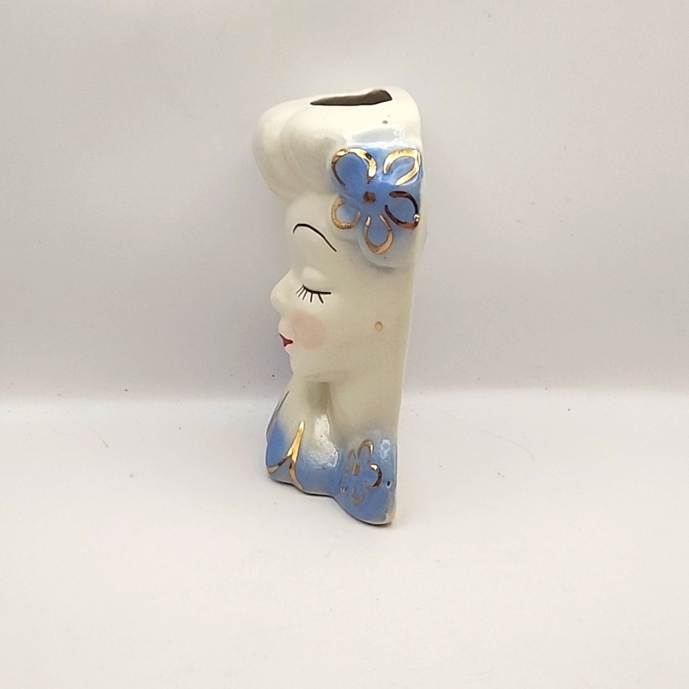 Vintage Glamour Girl Lady Head Vase Wall Pocket 6" X 3.75" X 2.5" Blue - Picture 2 of 14